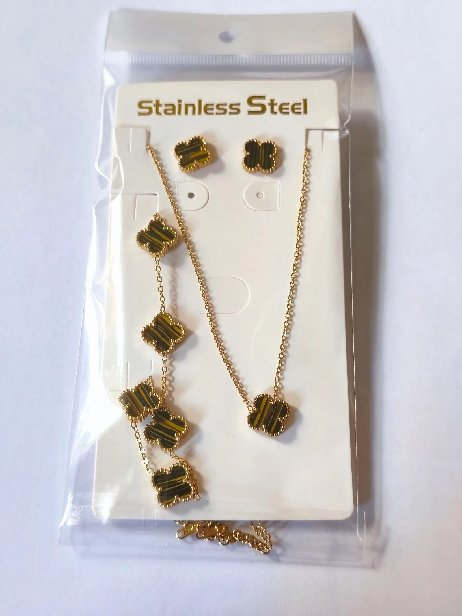 Conjunto de gargantilla pulsera y pendientes de trébol con cadena dorada de acero ojo de tigre